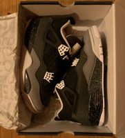 Nike Air Jordan 4 Retro "Fear"