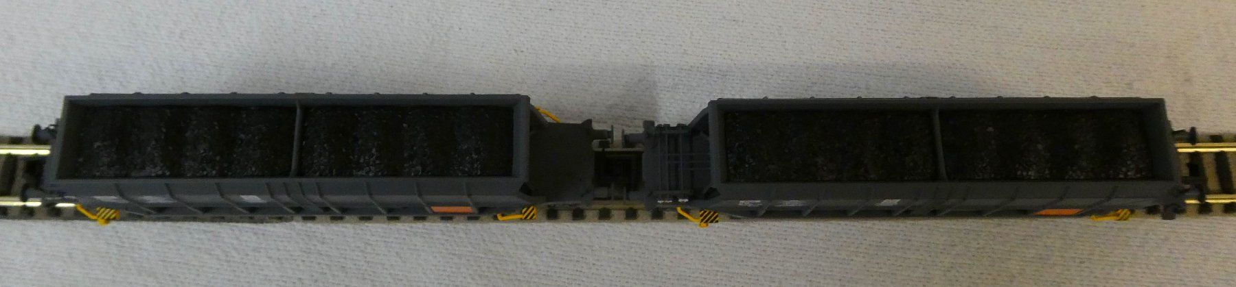 Arnold Modelleisenbahnen: 2 Stk Selbstentladewagen mit Kohle – Neu und originalverpackt aus Rupperswil von Ropi03 1