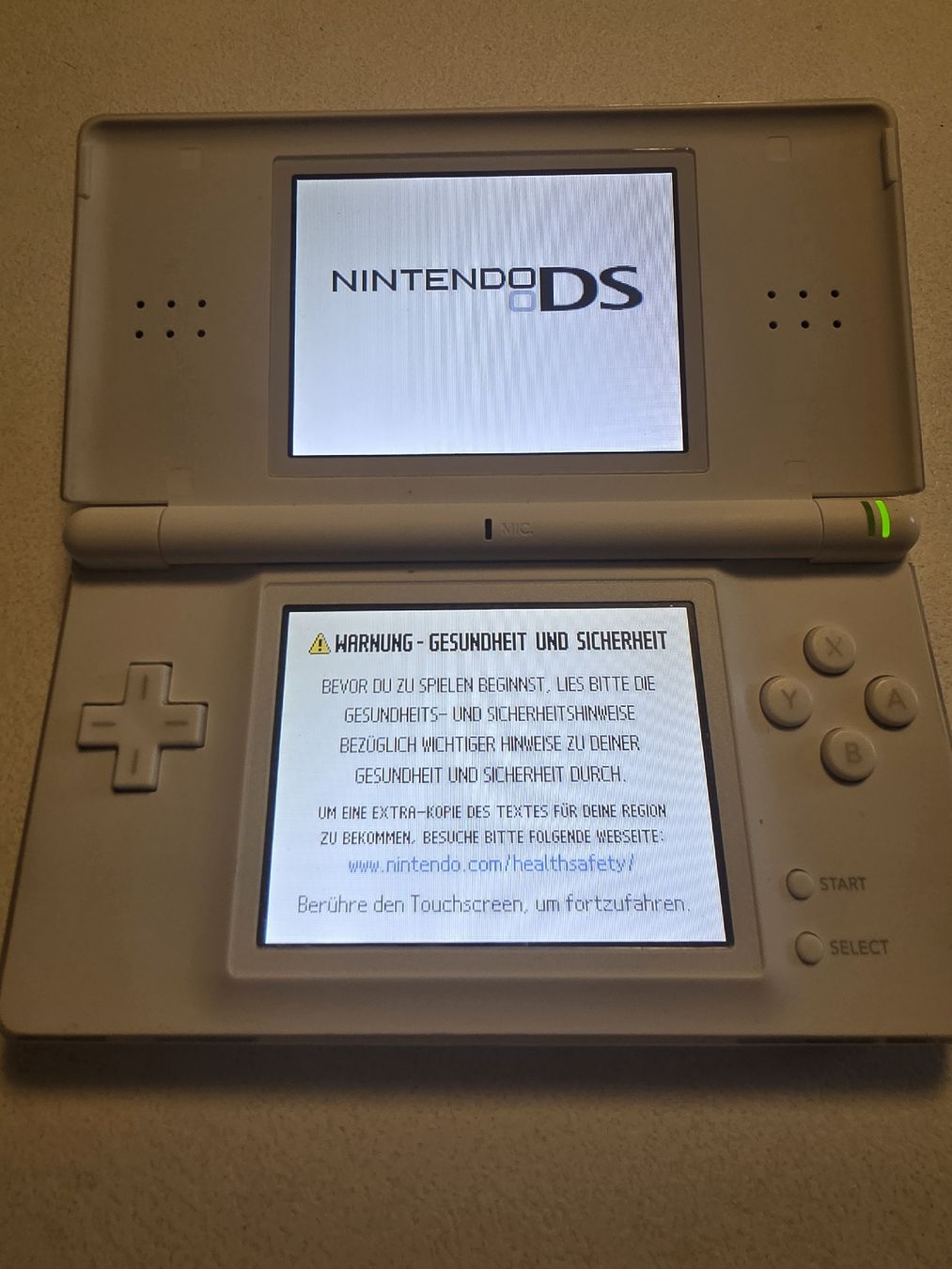 Nintendo Consoles: Nintendo DS lite Konsole weiss – D'occasion à Adlikon par Tami2019