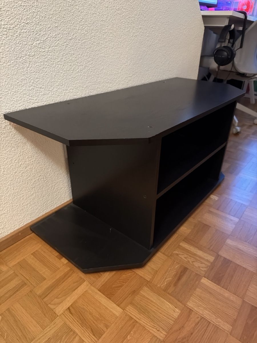 Mobili TV: Kleiner schwarzer TV Möbel – Usato da Winterthur venduto da Alex373 1