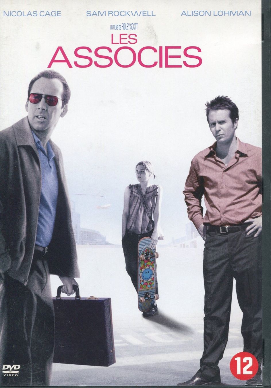 Tous les DVDs: Les Associés   -  DVD – D'occasion à Les Avants par soyouz63