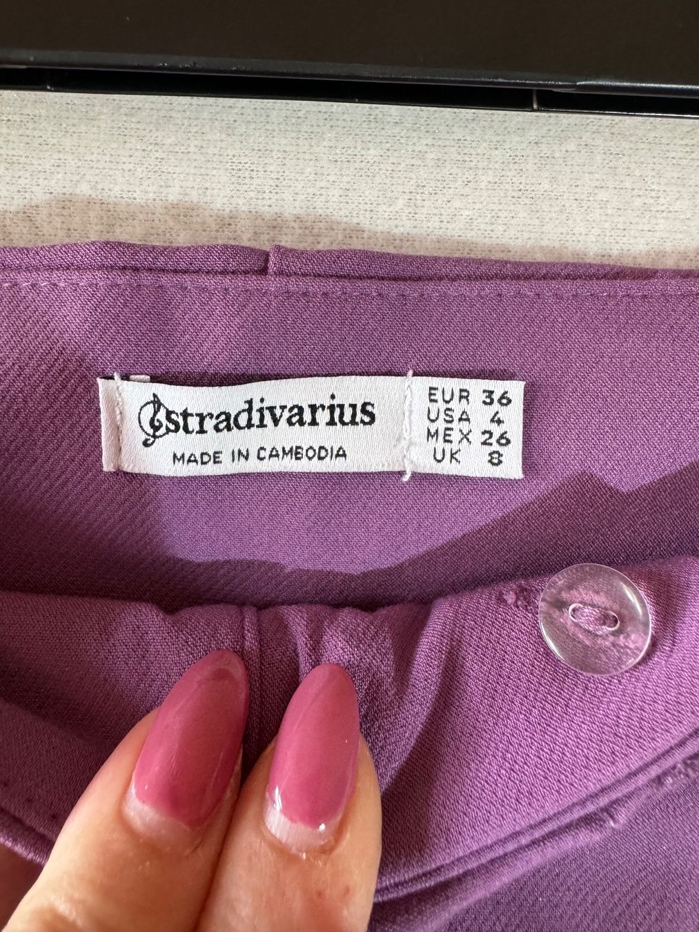 Stradivarius Pantaloni: Lila Hose von Stradivarius Gr. 36 – Usato da Grosswangen venduto da second_hand_dress 5