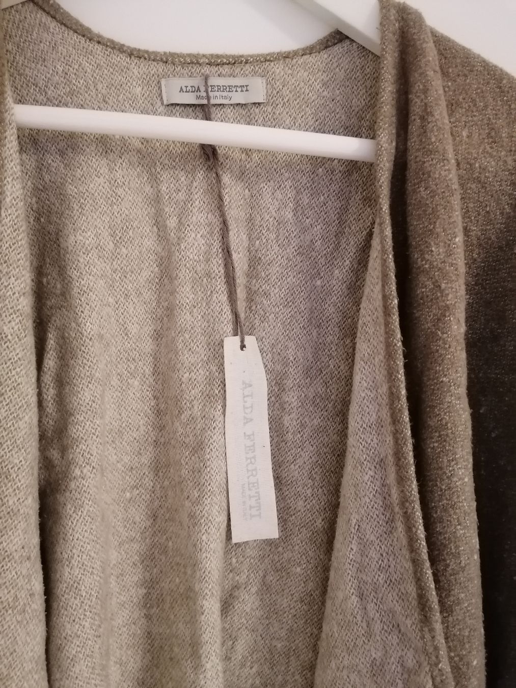 Sonstige Kleidung & Accessoires: Kaschmirmix Poncho von Alda Perretti – Neu (gemäss Beschreibung) aus Schönenbuch von sop_n7zd 4