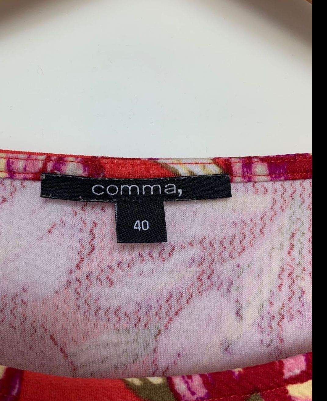 Comma Tops: Comma Top – Gebraucht aus Dietlikon von LiebenLebenLachen 1