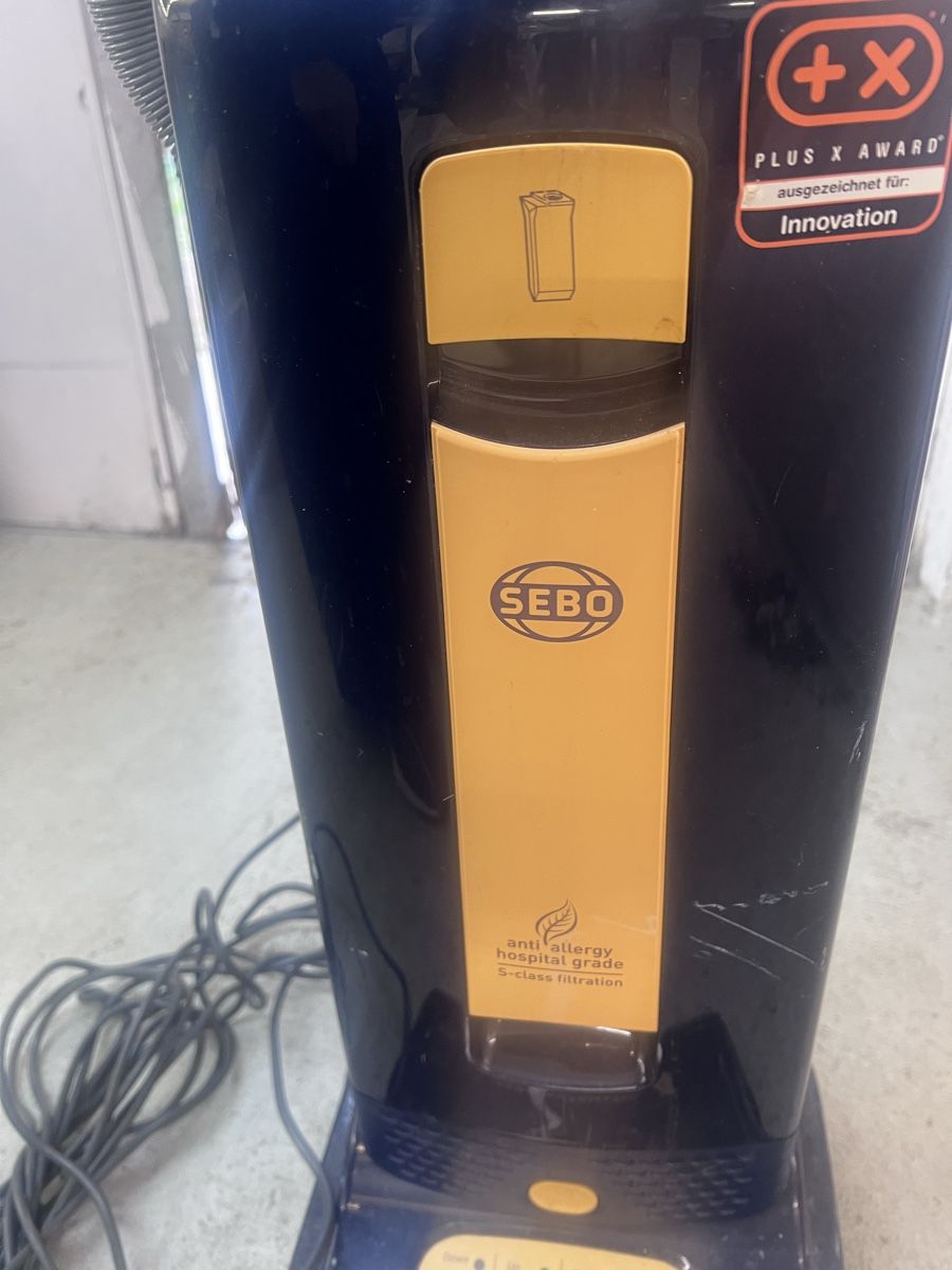 Aspirapolveri & Accessori: SEBO Automatic X4 Staubsauger (81) – Usato da Glattfelden venduto da bro_f2vv 1