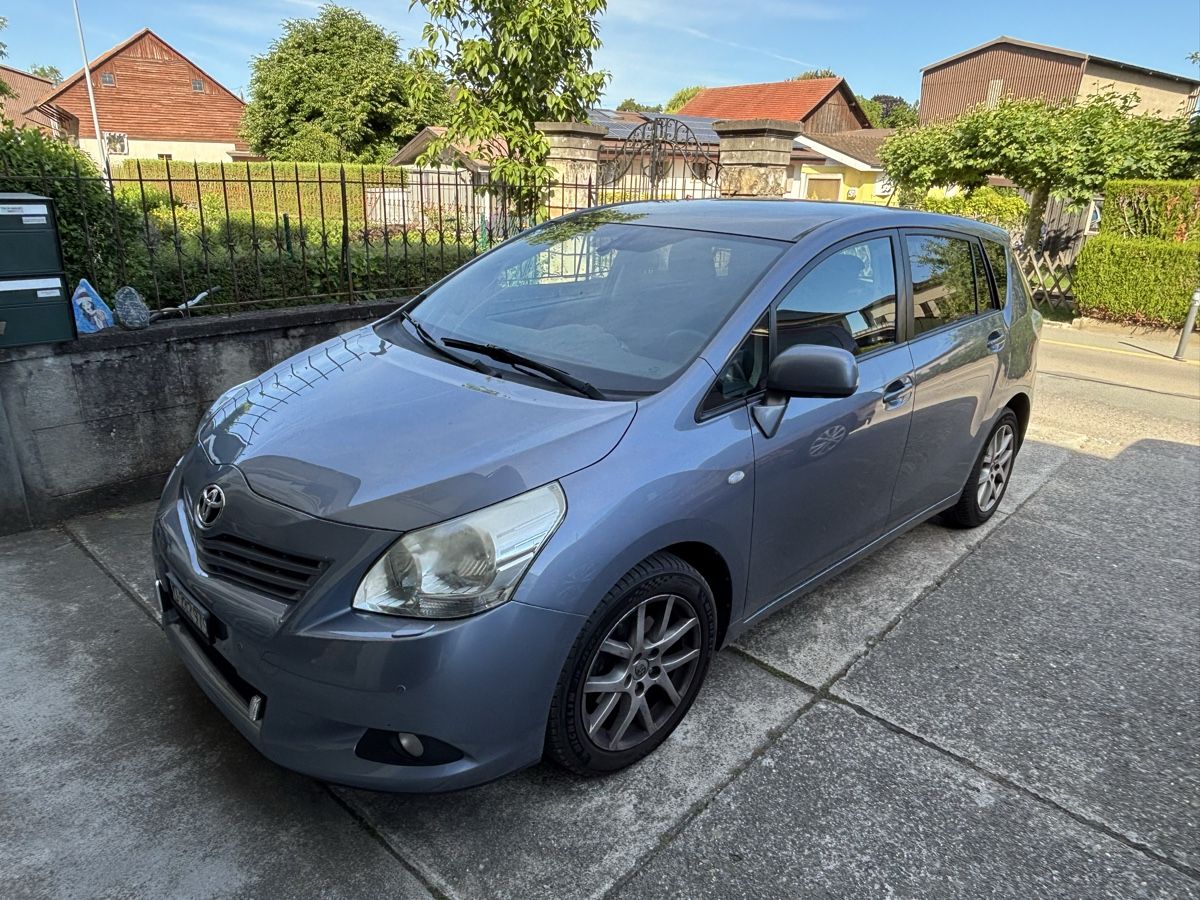 Toyota Automobili: Toyota Verso 1.8 – Usato da Corcelles-près-Payerne venduto da Chene123