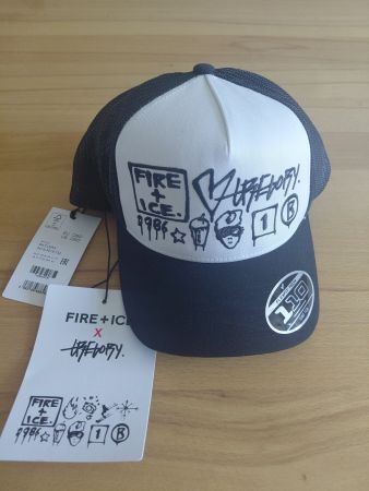 Cap Fire + Ice schwarz weiss neu mit Etikett