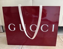 GUCCI Tasche bordeauxrot Papier mit Henkel gebraucht