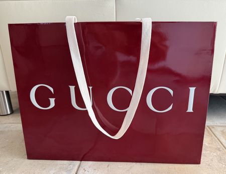GUCCI Tasche bordeauxrot Papier mit Henkel gebraucht