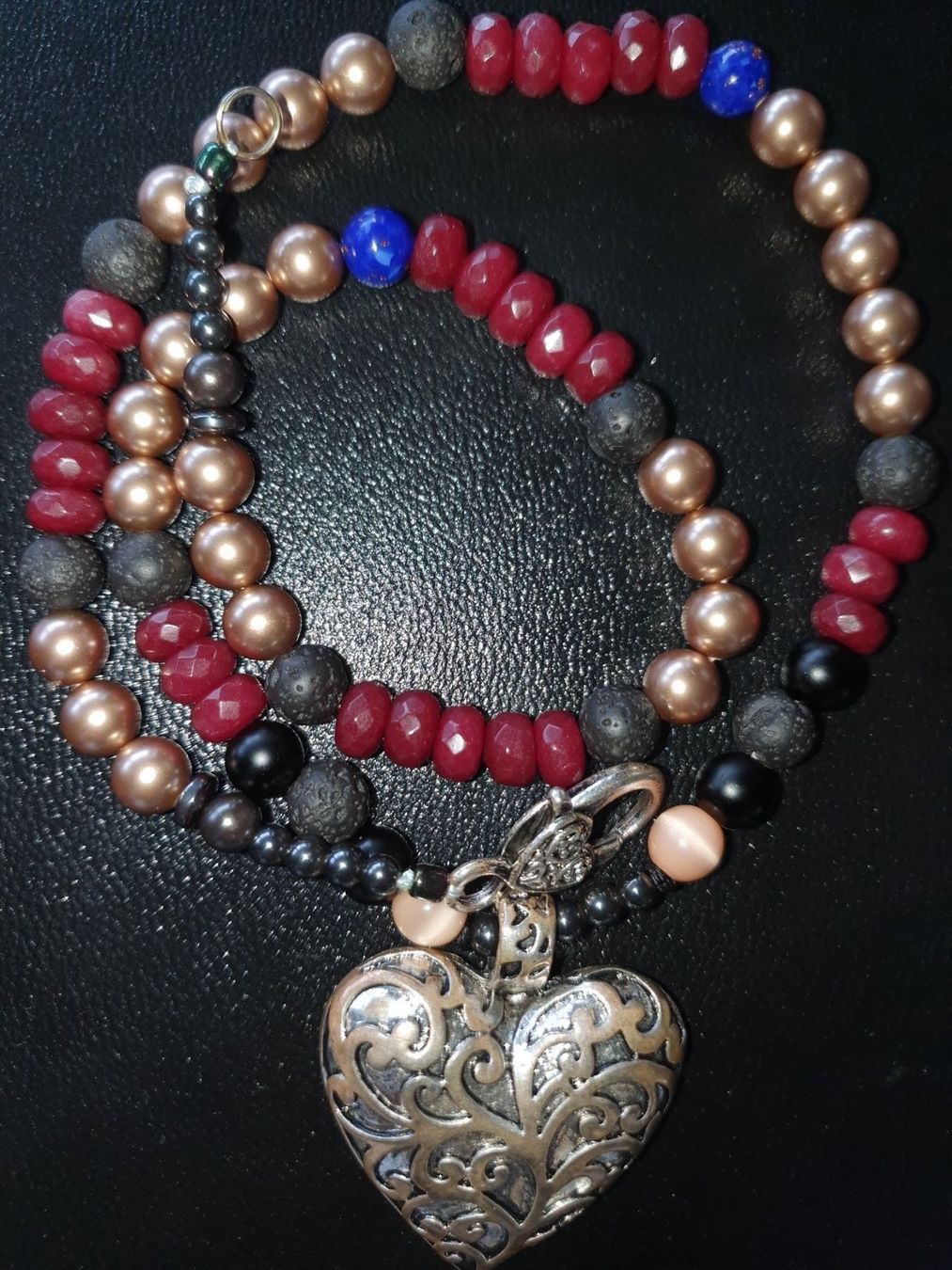 Catenine: Herzen Kette aus Rubi und Lava – Usato da Benglen venduto da Meercat3 3