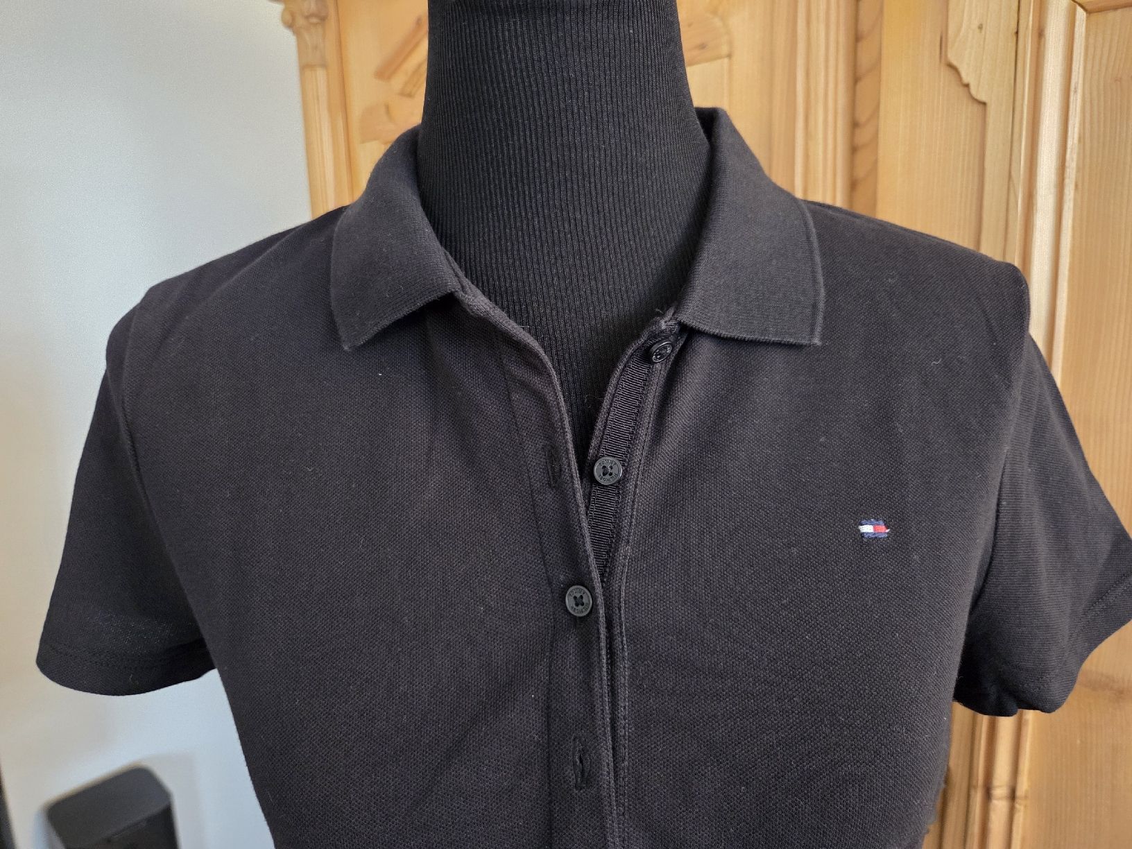 Tommy Hilfiger Polo-Shirts: Tommy Hilfiger Poloshirt – Neu (gemäss Beschreibung) aus Wiesendangen von Sinhuk 1