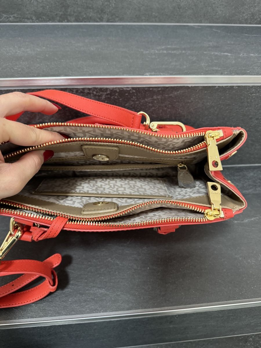 DKNY Borse da donna: DKNY Handtasche - neuwertig – Nuovo (secondo la descrizione) da Liestal venduto da dani_sale 3