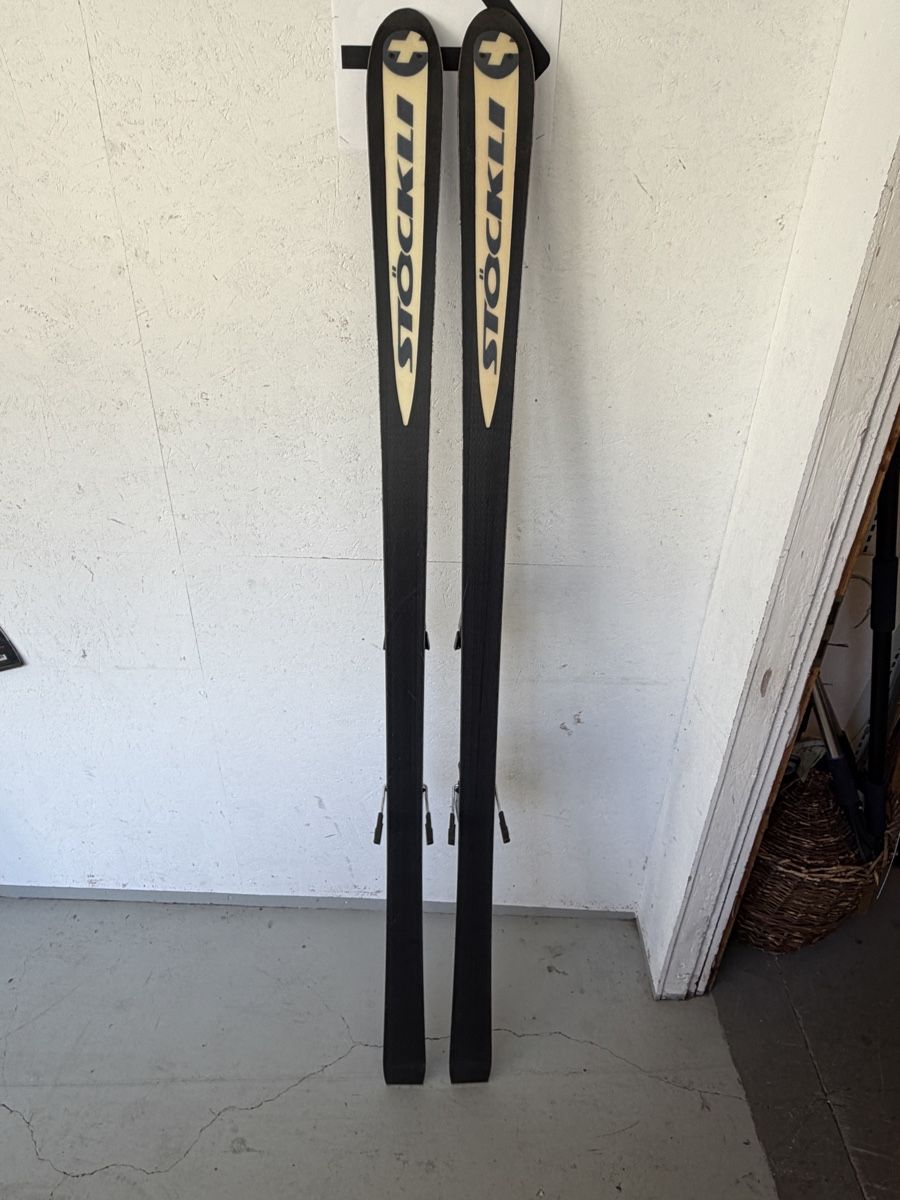 Stöckli Skis: Stöckli Laser GS 186cm World Cup  – D'occasion à Murten par Ski-Outlet 4