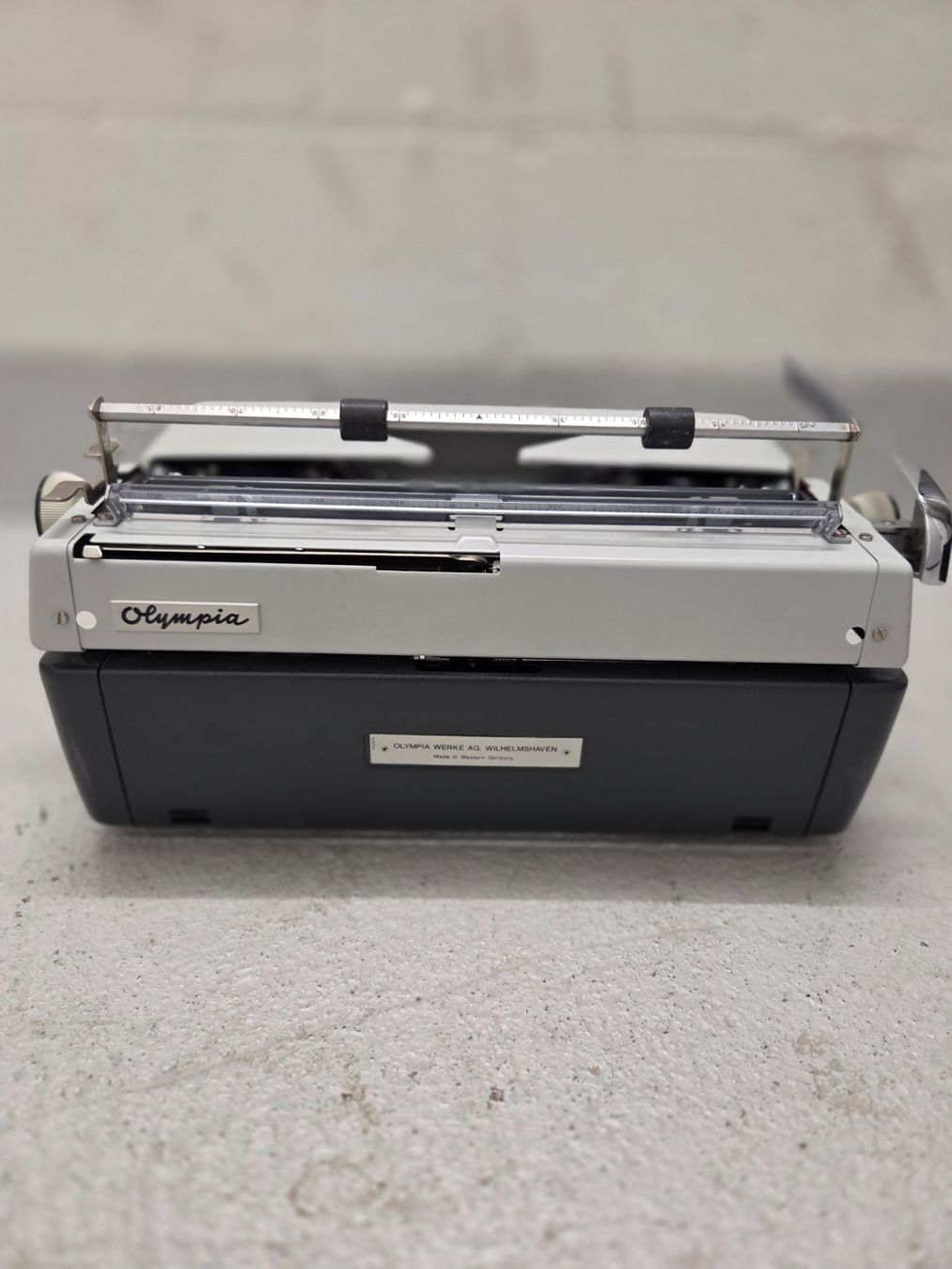 Schreibmaschinen: Olympia Schreibmaschine Monica – Gebraucht aus Winterthur von trise80 2
