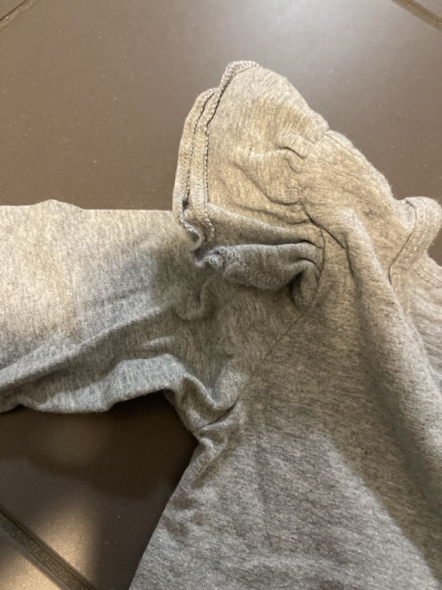 Pulls et sweat-shirts: Mädchen Pullover grau Gr 92 – D'occasion à Zürich par Belisimo 1