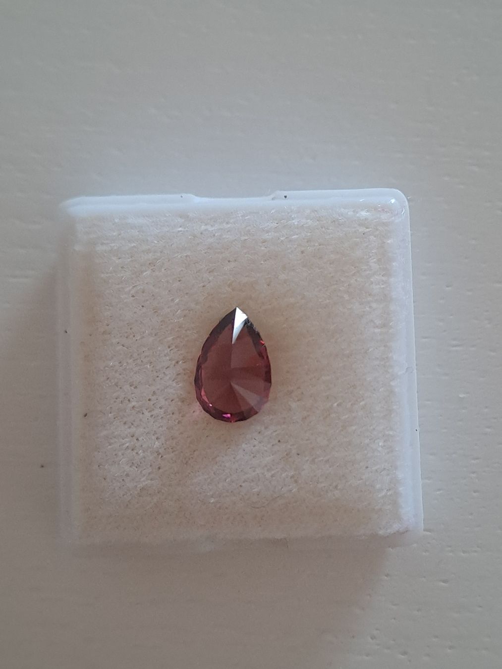 Pietre preziose: Rhodolit Granat (Pear Cut) – Nuovo (secondo la descrizione) da Suhr venduto da reb_q8y9 1