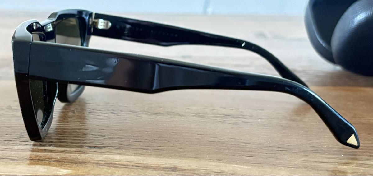 Victoria Beckham Occhiali & Lenti: Victoria Beckham Sonnenbrille black – Usato da Luzern venduto da MyWa 3