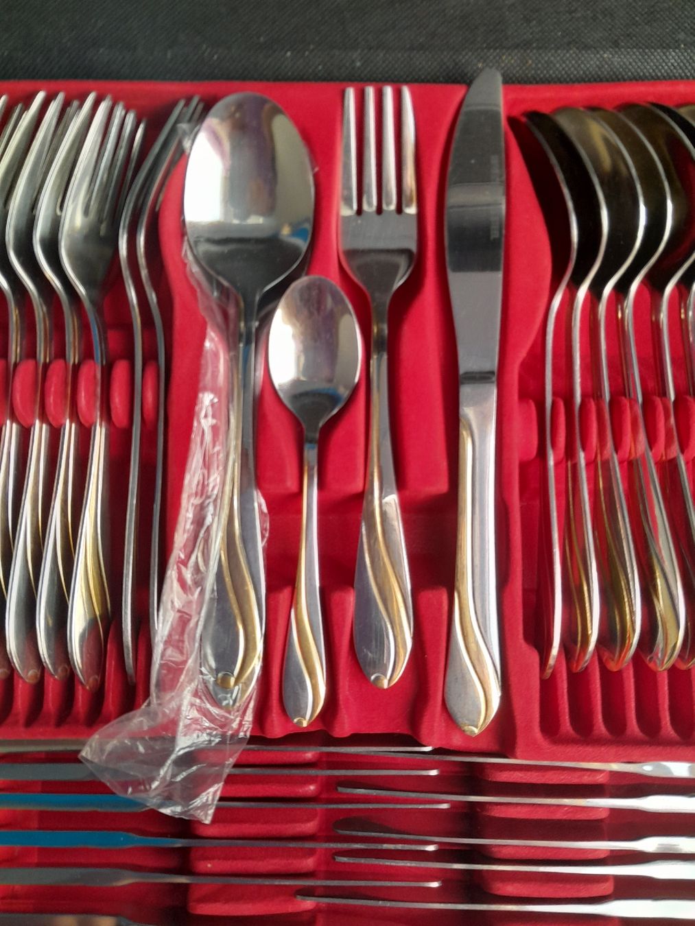 Bestecksets: malle de couvert de table – Gebraucht aus Genève von ang_fd8z 5