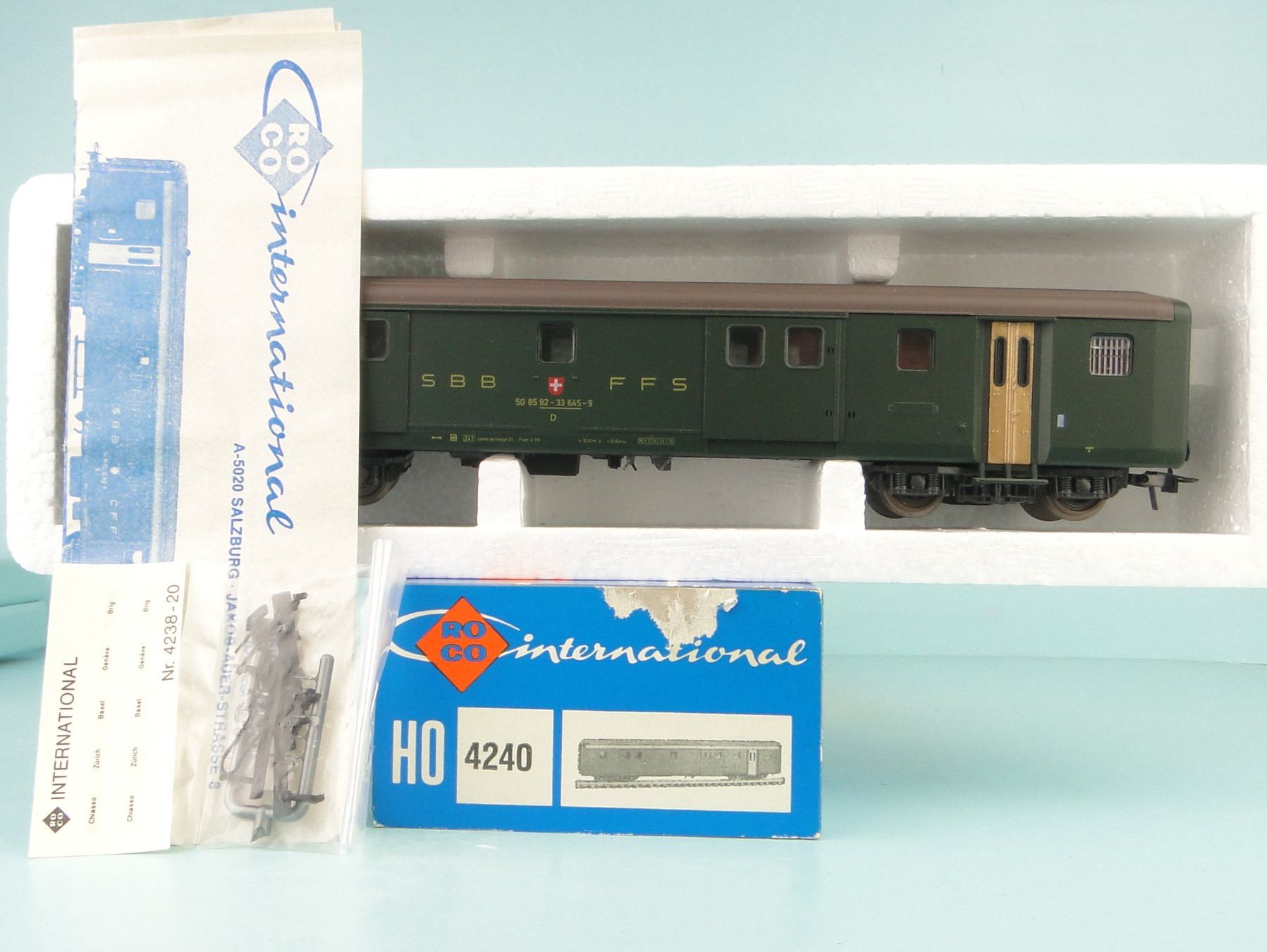 Roco Modellini di ferrovie: Roco 4240 SBB Gepäckwagen, NEU – Usato da Bülach venduto da cann11 4