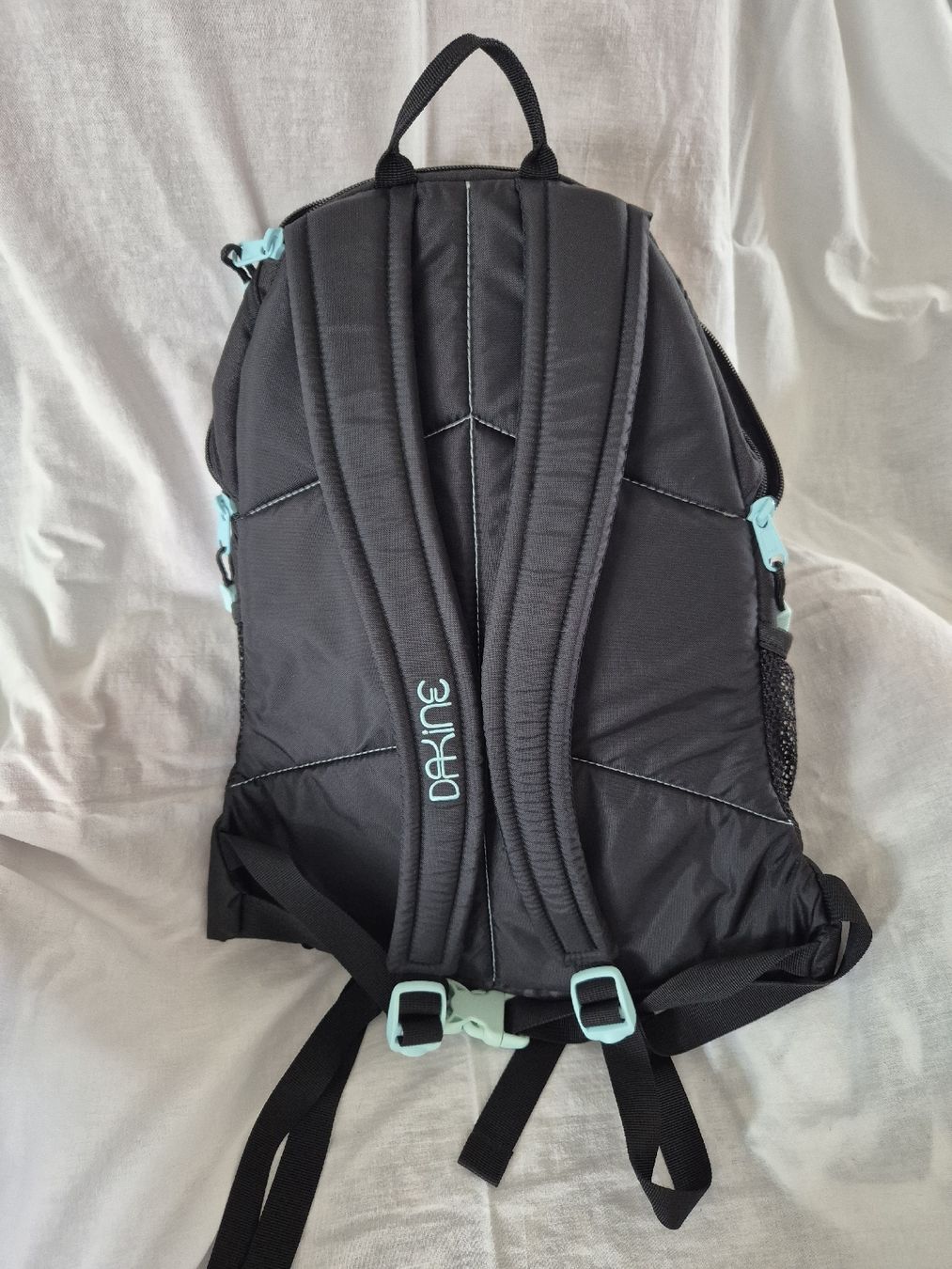 Dakine Zaini: Dakine Rucksack schwarz Leo Muster – Usato da Herzogenbuchsee venduto da herzchae 2