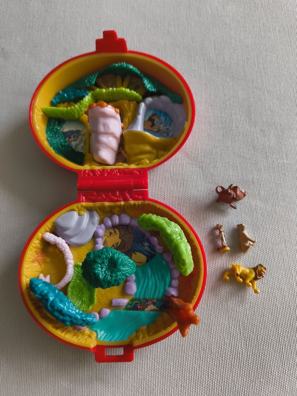 Polly Pocket Giocattoli: Polly Pocket König der Löwen – Usato da Zürich venduto da maz_jj2t 1