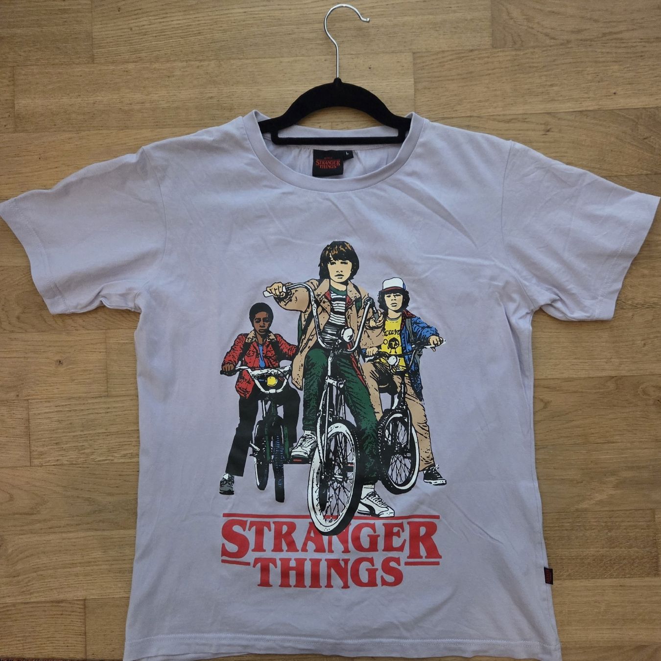 T-Shirts: Stranger Things T-Shirt – Gebraucht aus Dübendorf von and_8cxr