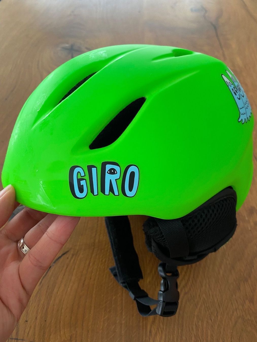 Giro Caschi: Kinderskihelm Giro Gr.48,5-52 – Usato da Arnegg venduto da Not2Miss 2