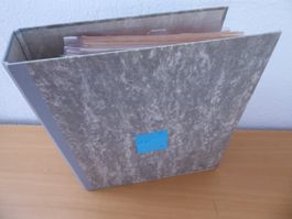 Interessantes Album Schweiz mit 85 Seiten Inhalt