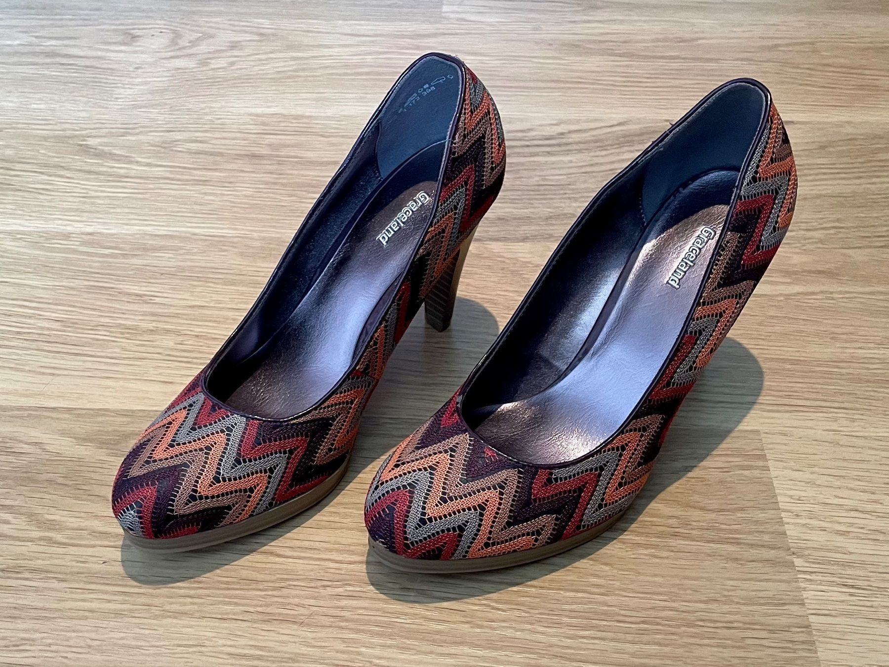Graceland Scarpe da donna: Graceland Pumps – Nuovo (secondo la descrizione) da Baden venduto da Tiffany6878 3
