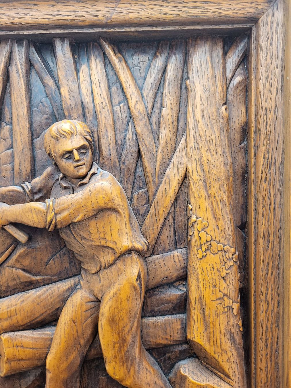 Figuren: Bild Holzschnitzerei mit Monogram AD "Holz-Fäller mit Hund" – Gebraucht aus Basel von spinne02 3