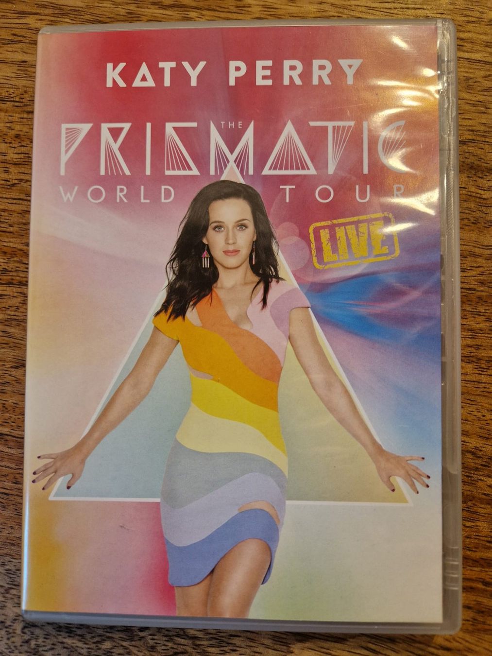 Tutti i DVDs: DVD "Prismatic World Tour" Katy Perry live – Usato da Le mouret venduto da mar_wy8n