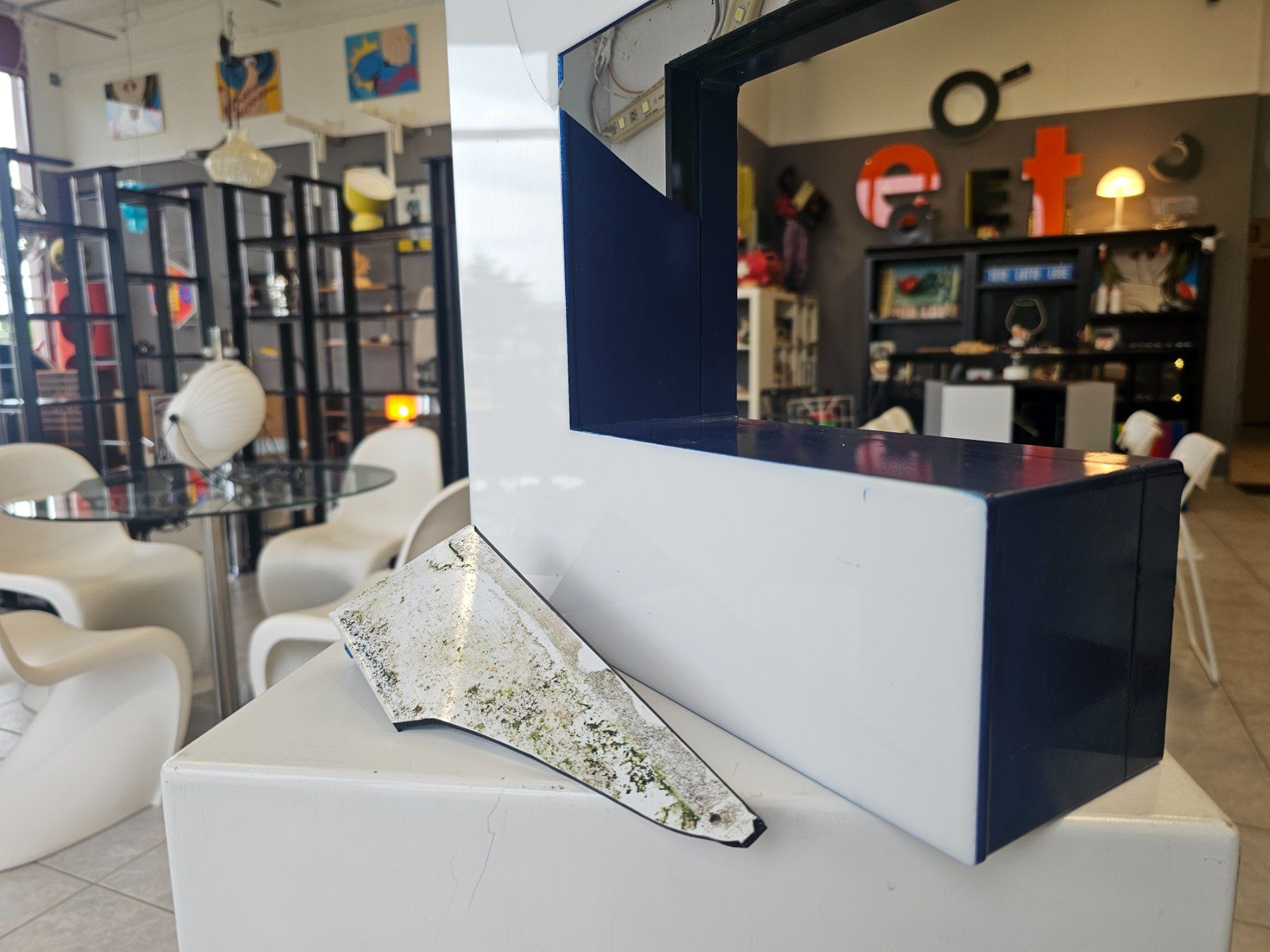 Lampade: E. Leuchtbuchstabe Lightbox Leuchtreklame mit LED 2/2 – Usato da Nottwil venduto da Wondewa-Shop 1