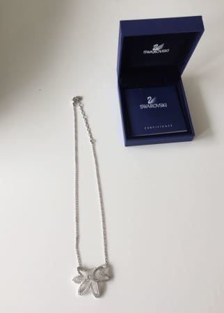 Ketten: Swarovski Kette – Neu und originalverpackt aus Winterthur von 19.19 1
