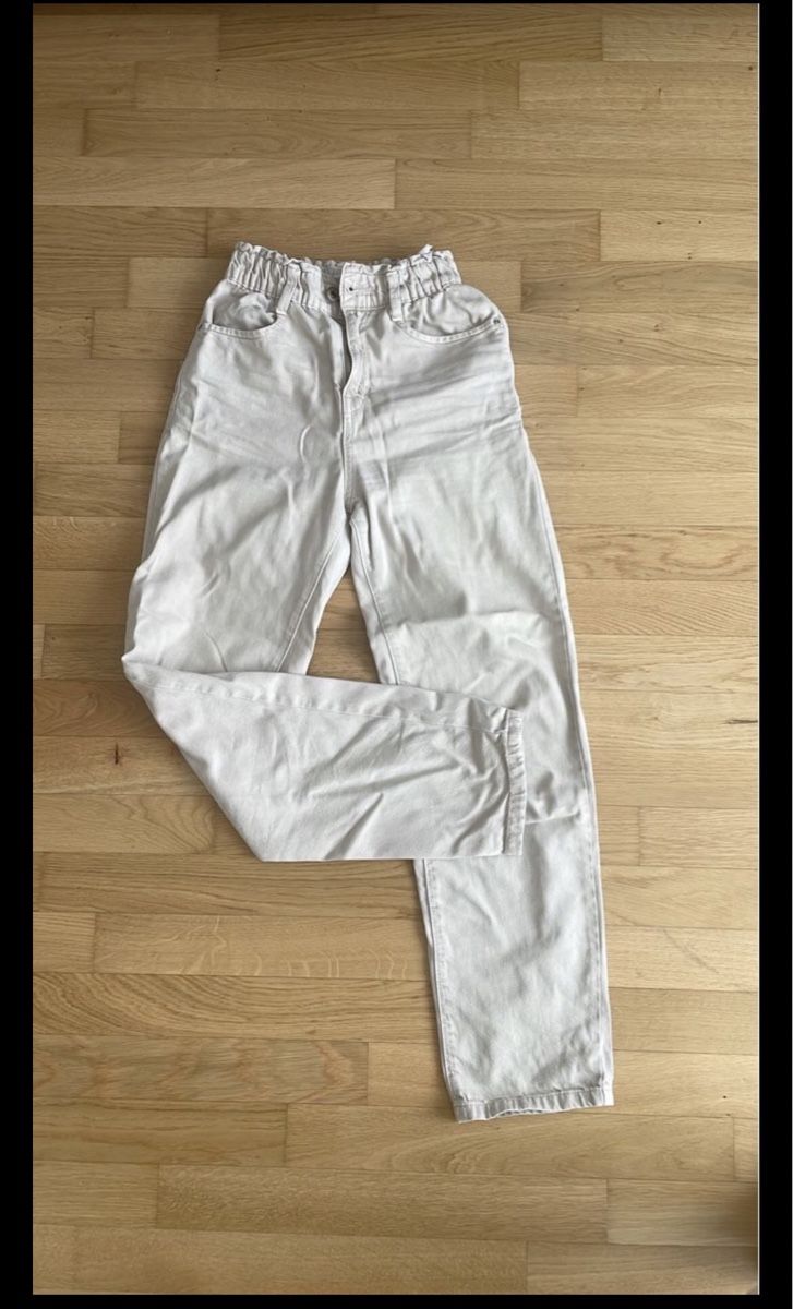 Pantaloni: Hose beige in Grösse S  – Usato da St. Gallen venduto da chr_275x