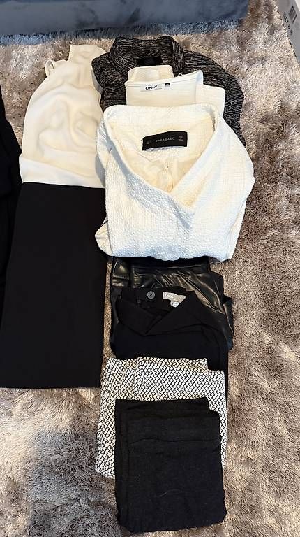 Kleiderpakete: 15 teiliges Kleiderpaket Grösse M – Gebraucht aus Frauenfeld von sarahmaracara 3