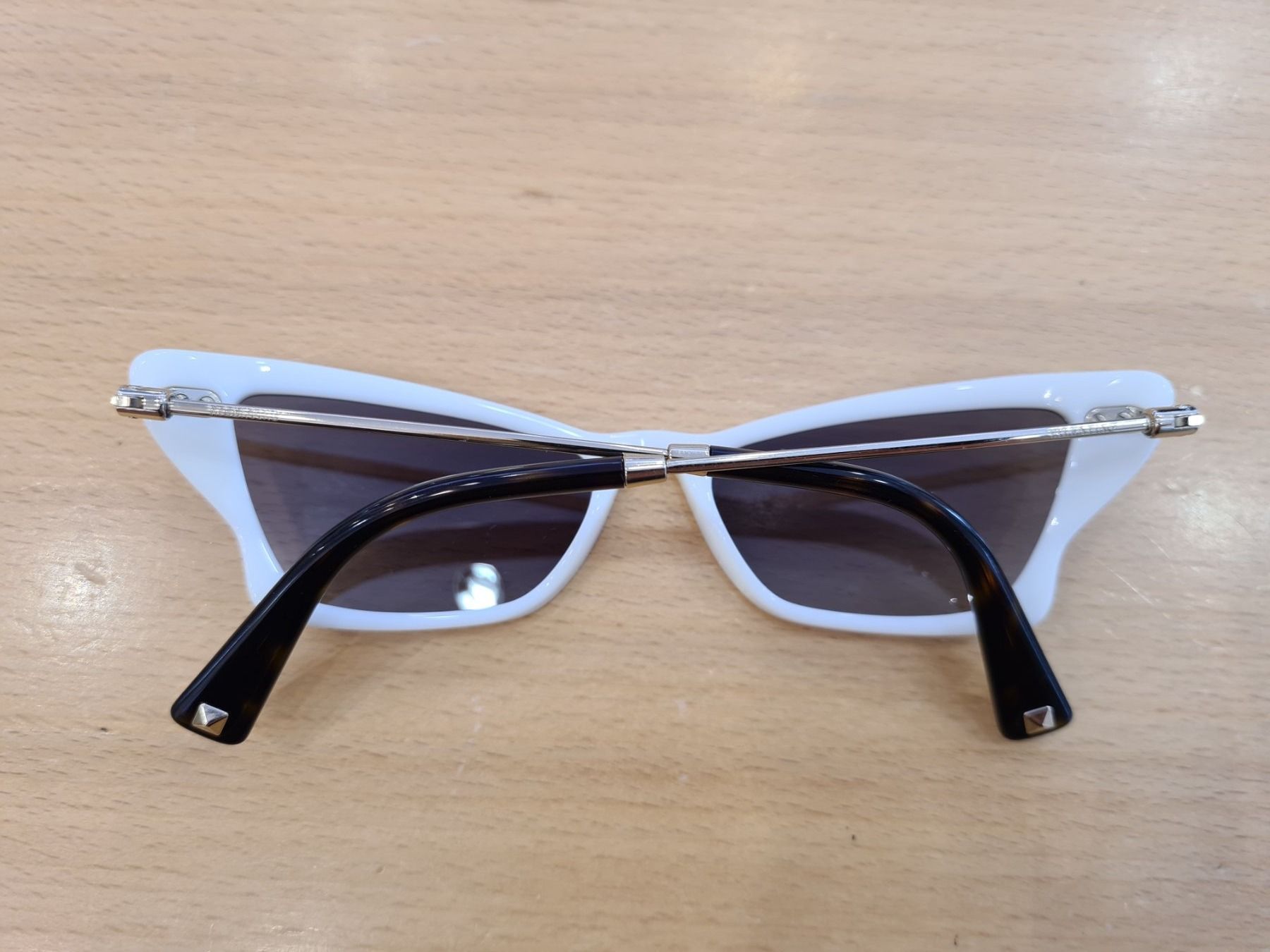 Valentino Occhiali & Lenti: Valentino Sonnenbrille – Nuovo e nell'imballaggio originale da Muralto venduto da Brillen-outlet 1