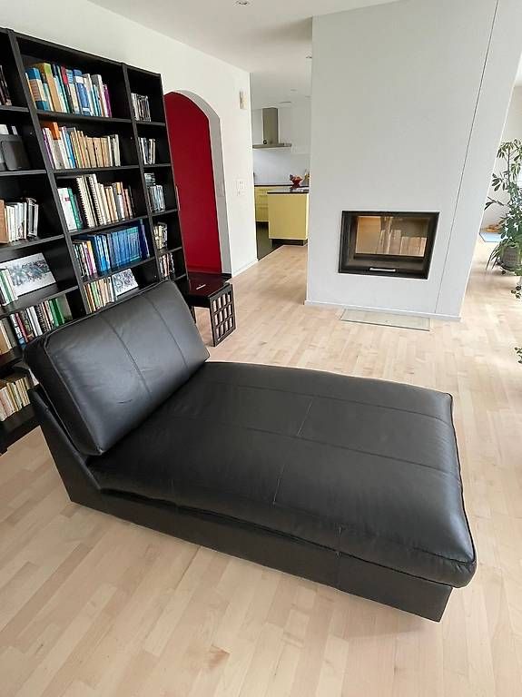 Ikea Sedie a sdraio: Liegesofa Leder – Usato da Islikon venduto da mar_zm9w