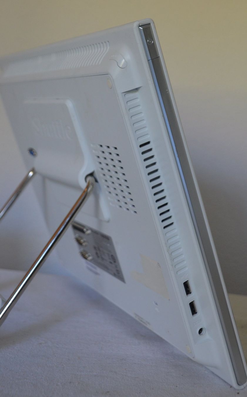 PC: All-in-One Shuttle XPC X50V9 – Usato da Collonges venduto da arashee 4