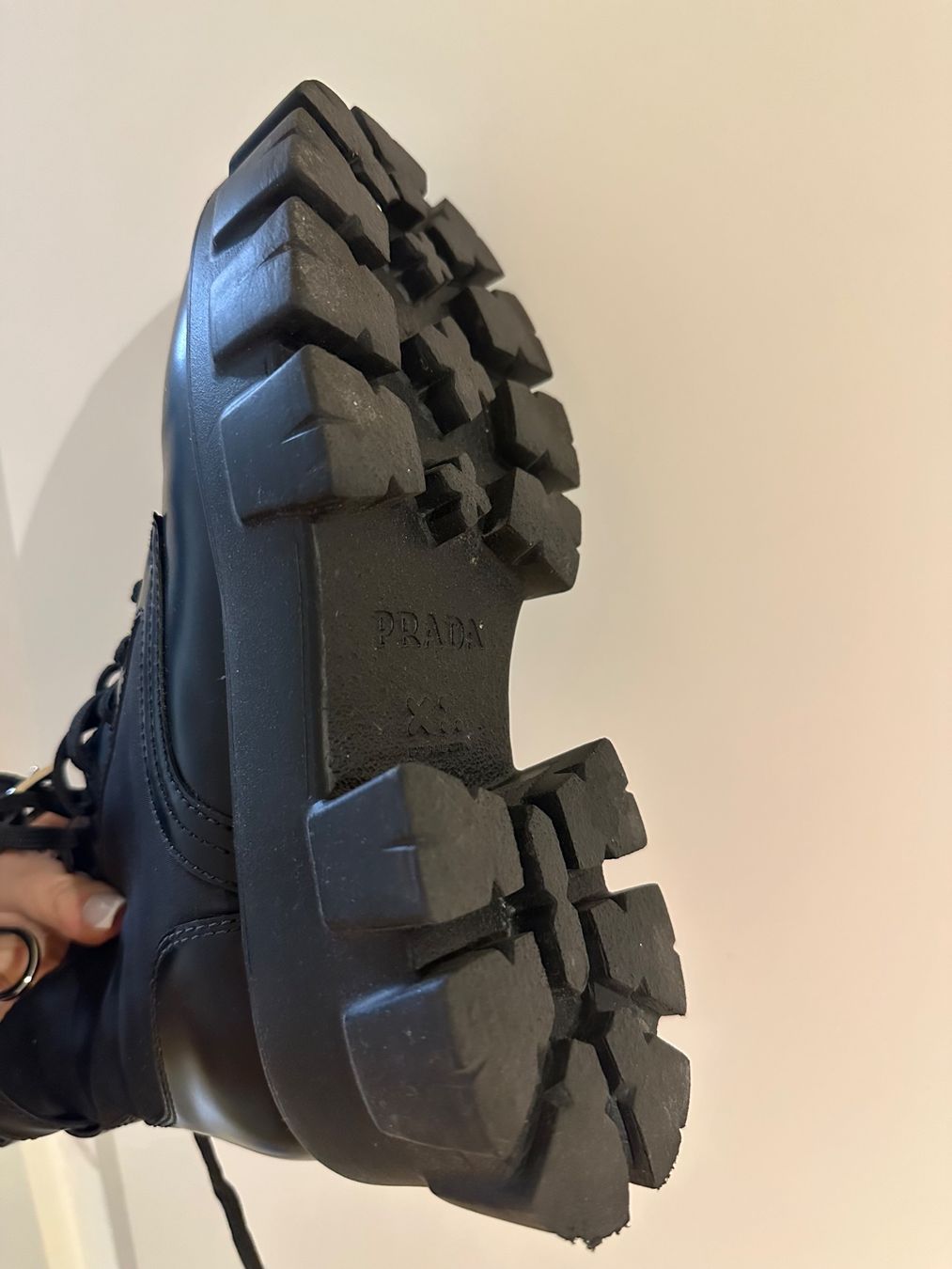 Prada Scarpe da donna: PRADA Monolith Leder Stiefel Gr 38 EUR – Usato da Basel venduto da iulia_haul 8