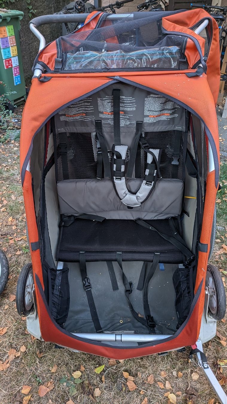 Thule Anhänger: Thule Chariot 2-Plätzer – Gebraucht aus Olten von itzemi 2