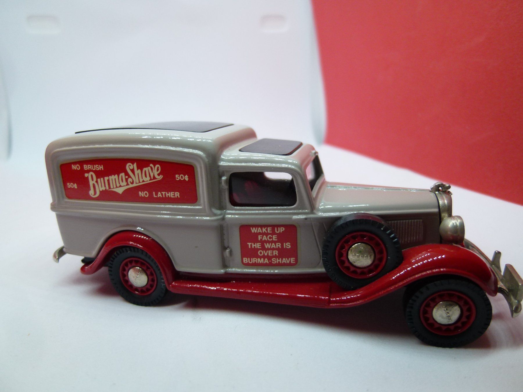 Brooklin Modellini d'auto: BROOKLIN - Dodge Van "Shave" 1936 - NEW in OVP – Nuovo (secondo la descrizione) da Reiden venduto da mondial2 2