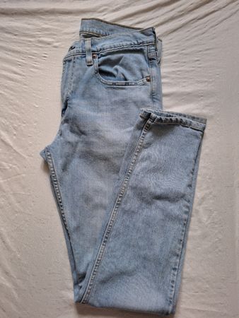 Levi's 512, Taille 32/34, Coupe Slim Taper, comme neuf👖!