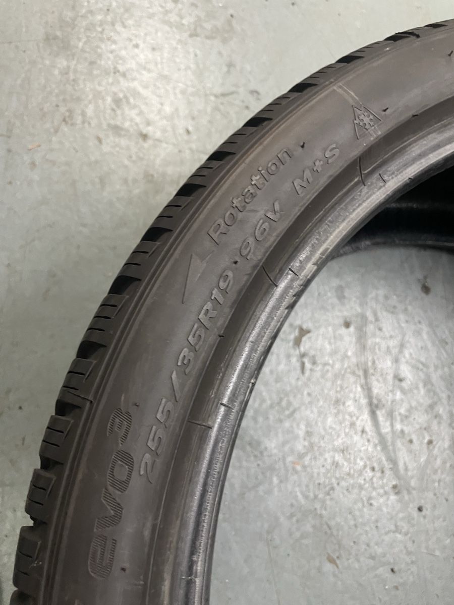 Pneumatici & Ruote complete: 2x Hankook Winterpneu 255/35R19 – Usato da Sirnach venduto da MotionModular 4