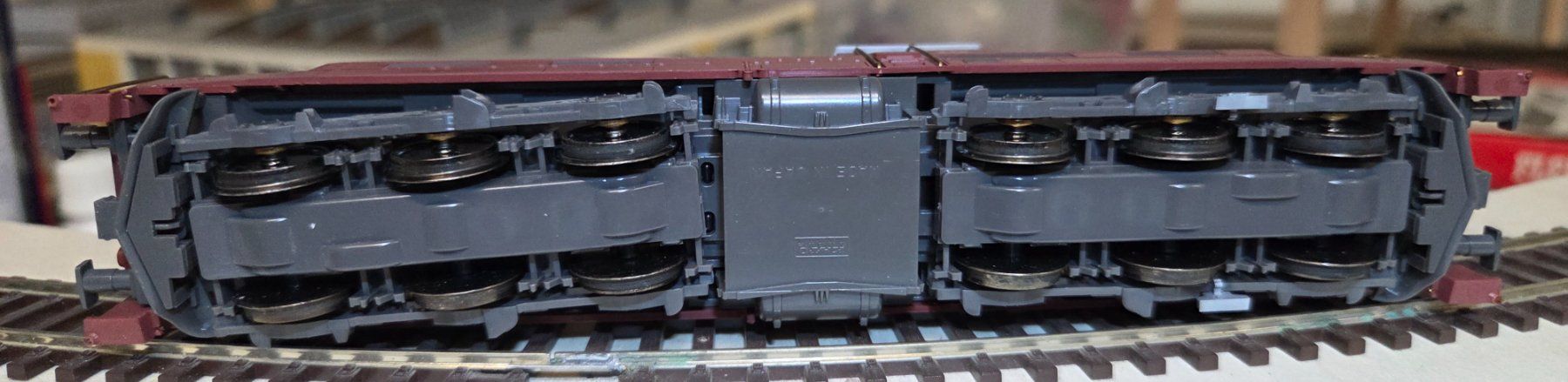 Hobbytrain Modellini di ferrovie: Hobbytrain SBB  Am 6/6 DC analog mit OVP – Usato da Lostallo venduto da Berto 5