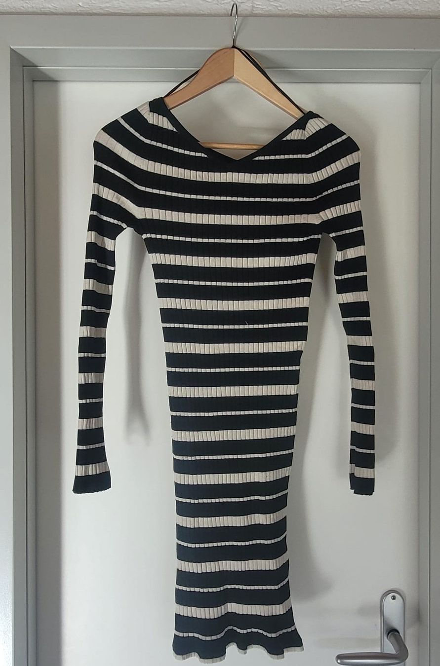H&M Kleider: H&M ribbed bodycon dress – Gebraucht aus Fully von ema_rizopatron