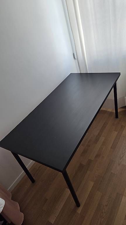 Ikea Schreibtische: Gratis Schwarzer Schreibtisch – Gebraucht aus St. Gallen von ann_l2wv