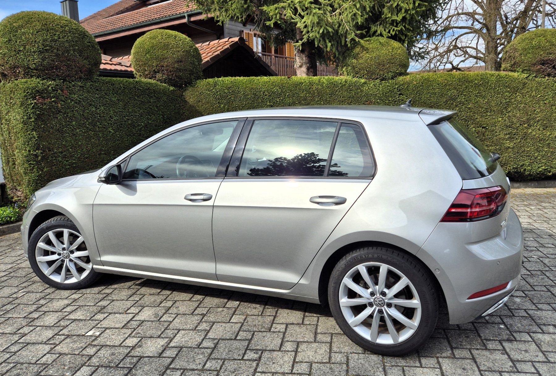 VW Automobili: VW Golf 1.5 TSI EVO Highline DSG – Usato da Rotkreuz venduto da svb1424 2