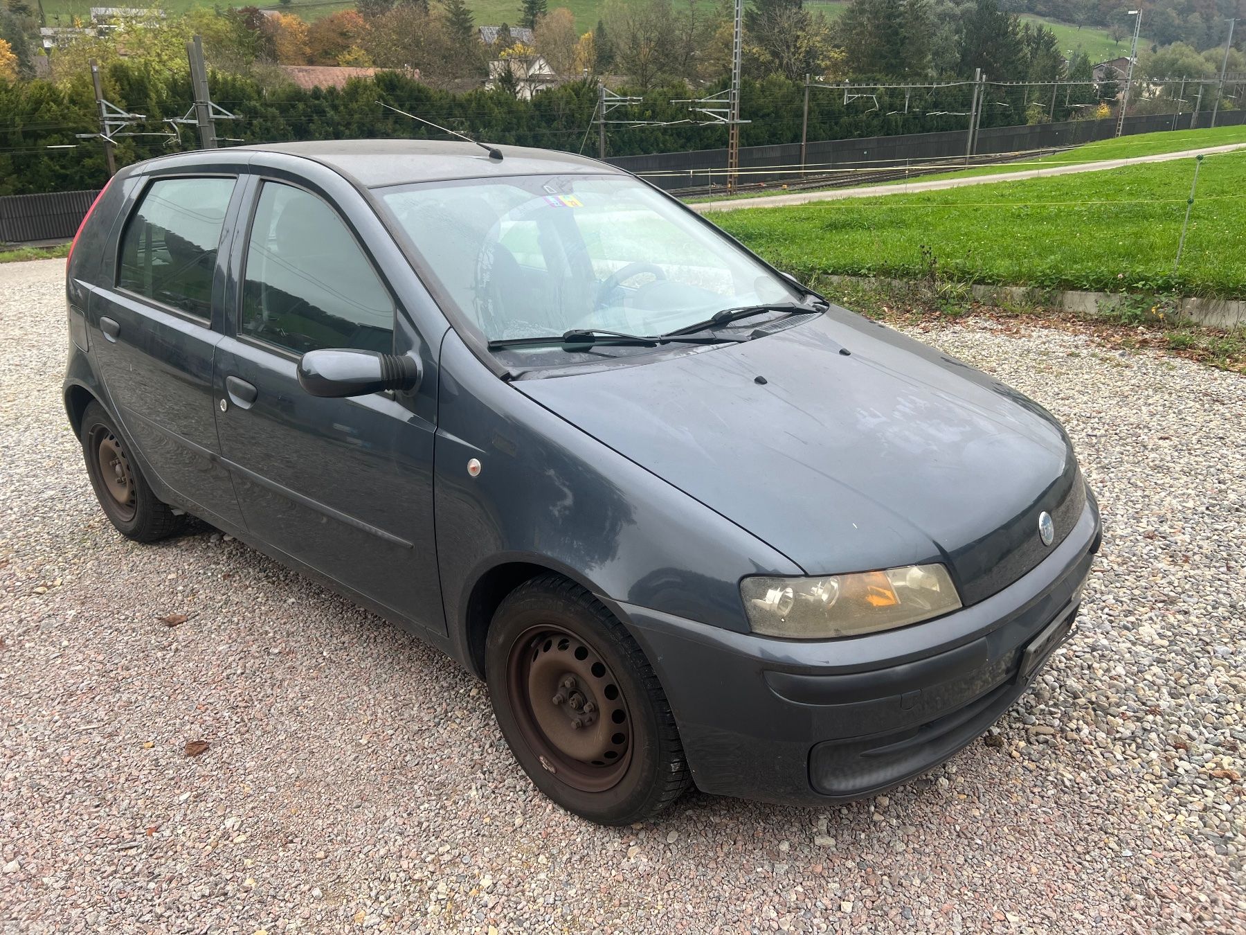 Fiat Autos: Fiat Punto 1.2l 16V – Gebraucht aus Tecknau von  3