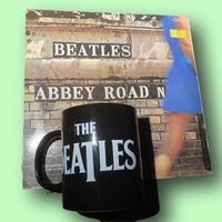 Beatles Fans dies ist der Auffsteller..