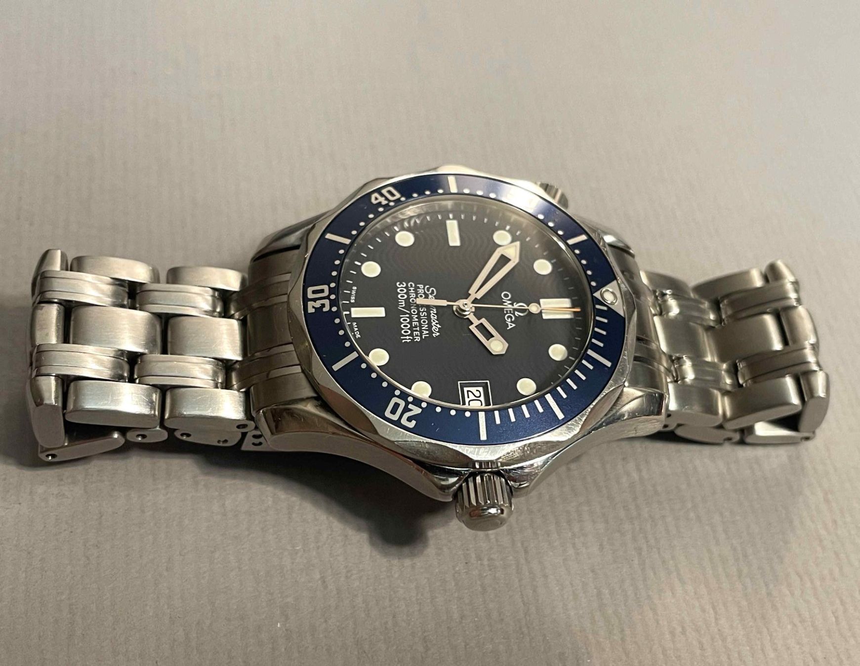 Omega Uhren: OMEGA SEAMASTER PROFESSIONAL 300 TRITIUM DIAL – Gebraucht aus Luzern von  2